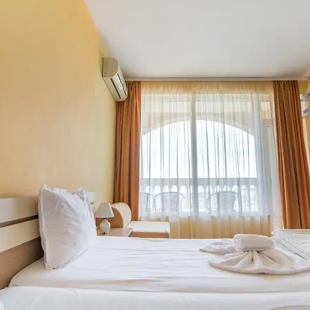 тропикана 酒店 2*