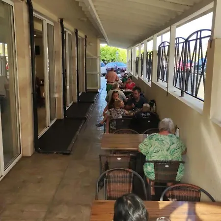 酒店 тропикана