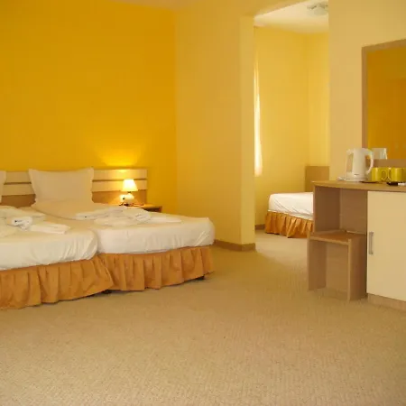 酒店 тропикана 2*