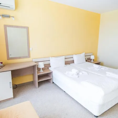 тропикана 호텔 2*