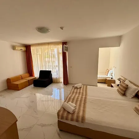 Hotel тропикана