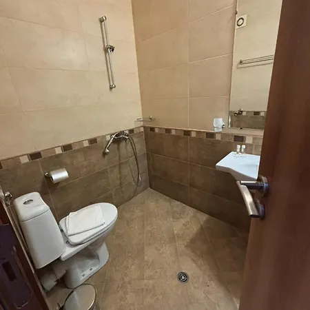 тропикана 2* بريمورسكو