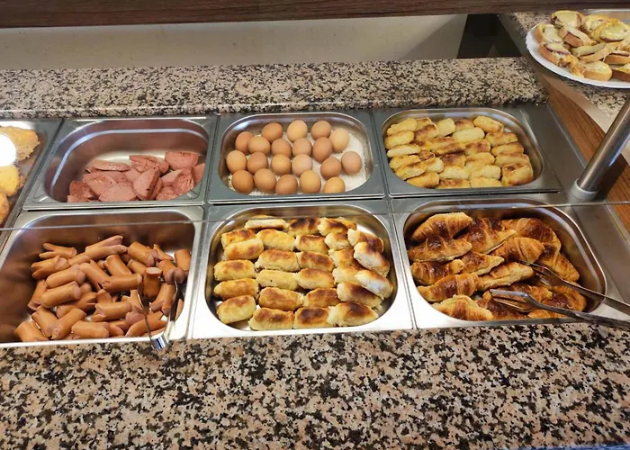 Hotel тропикана